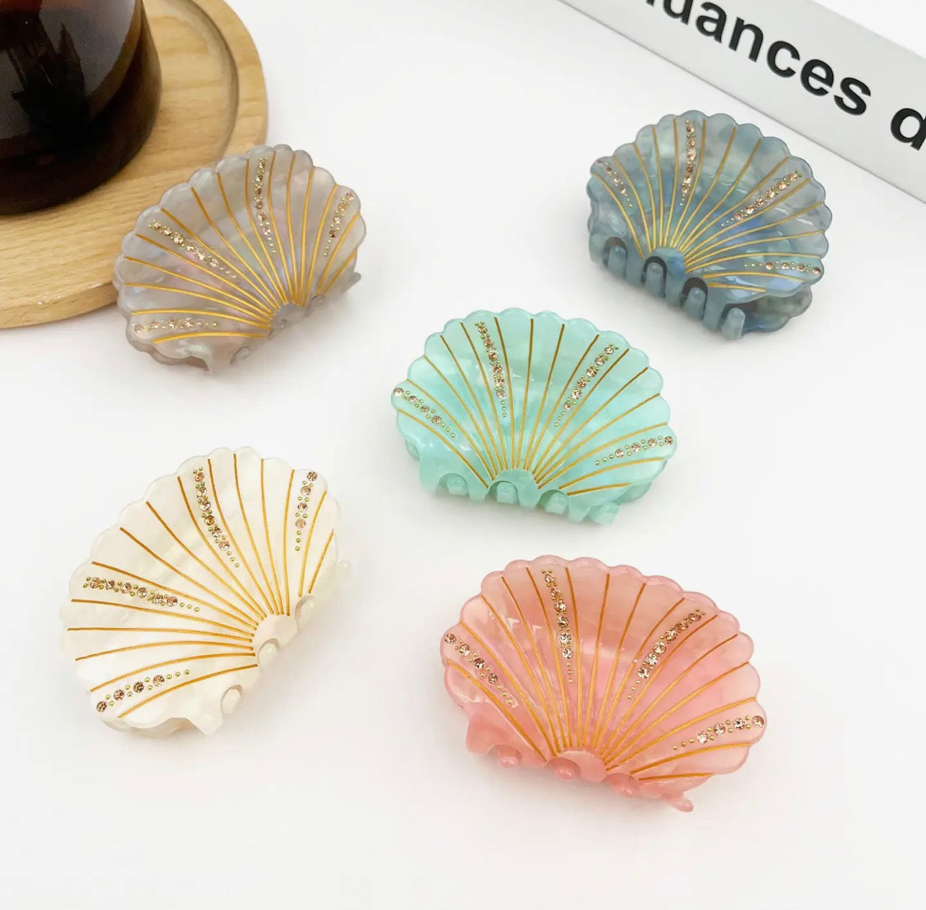 TheDivaSoap Shell Hair Clip