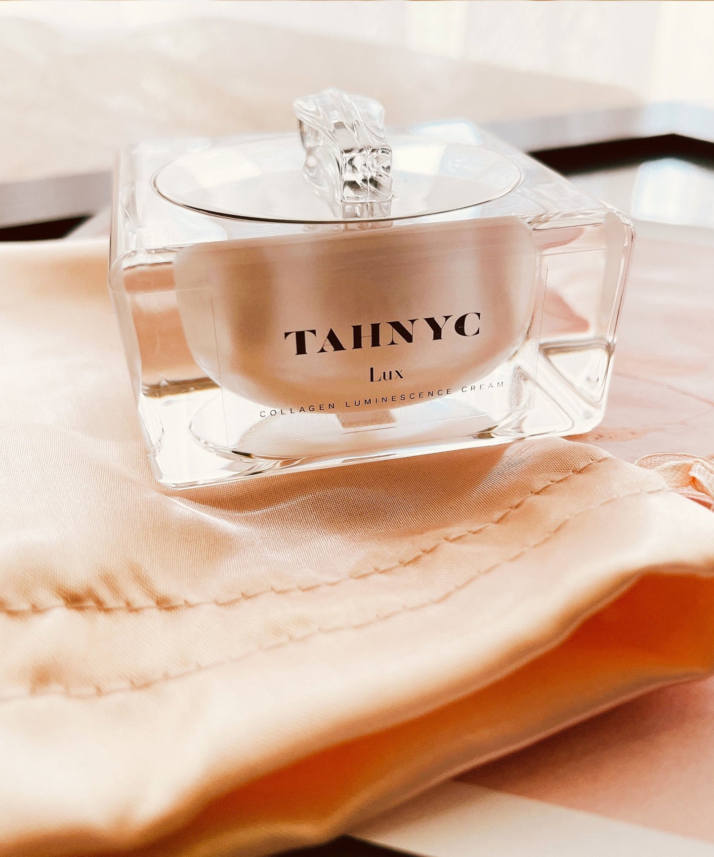 TAHNYC Lux