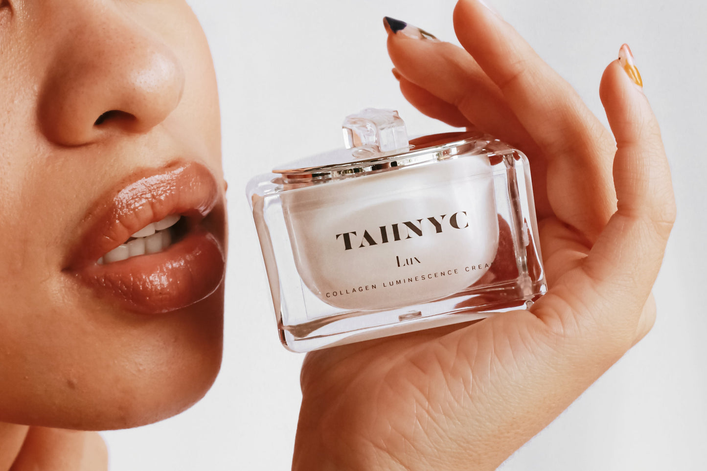 TAHNYC Lux