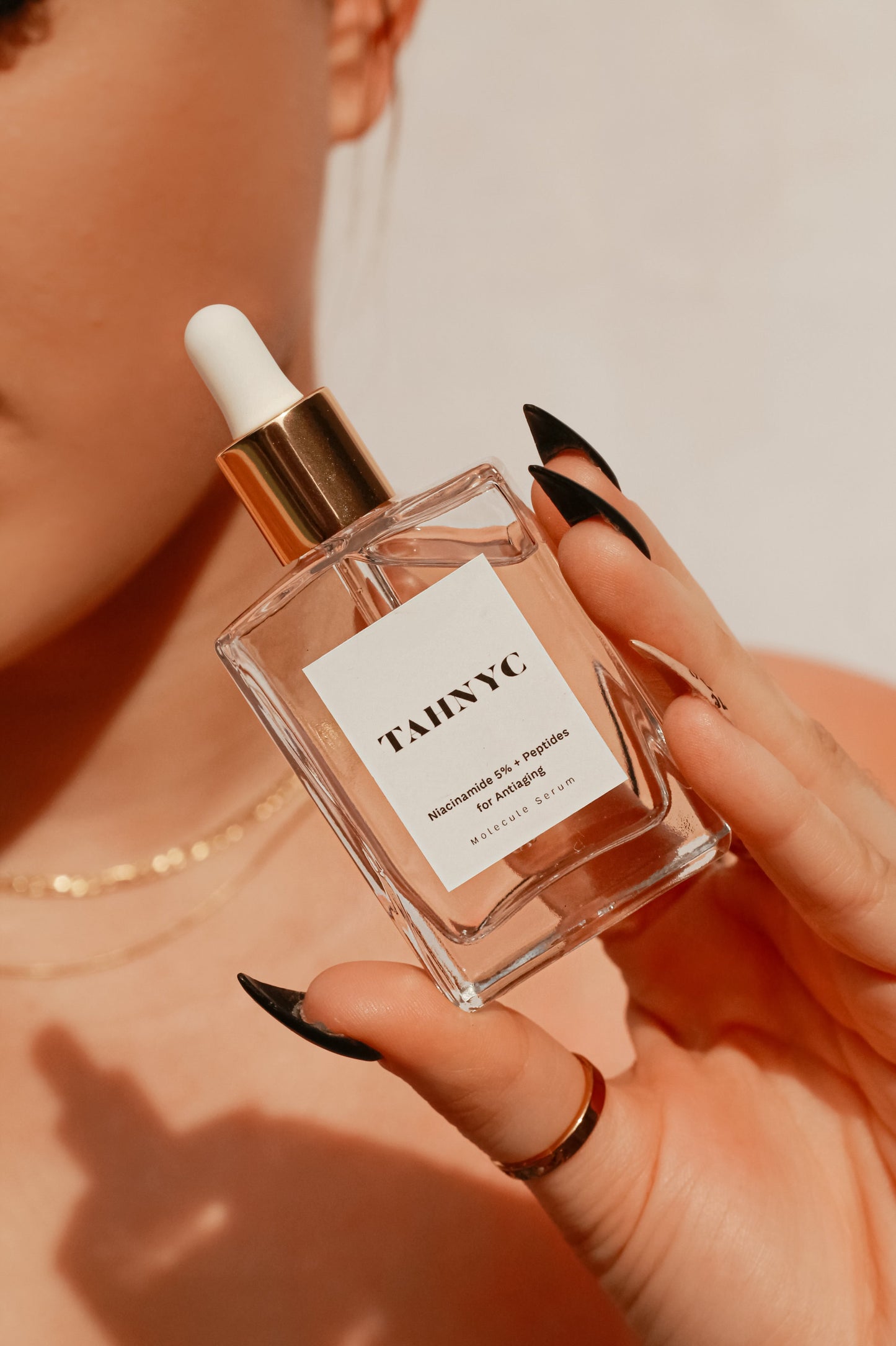 TAHNYC Niacinamide 5% + Peptides for Antiaging