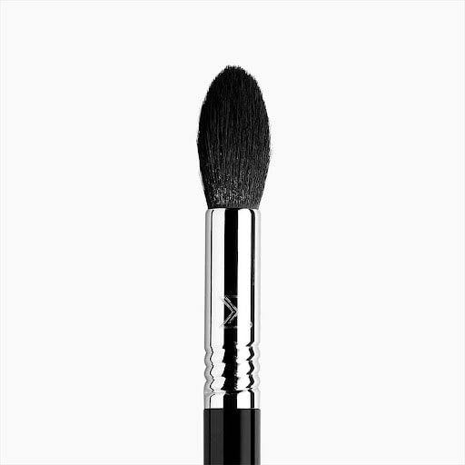 Sigma Beauty F35 Tapered Highlighter Brush